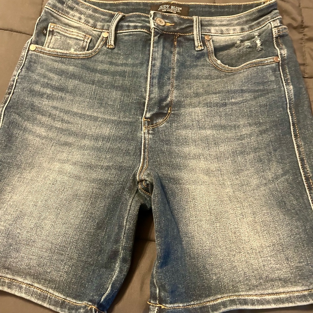 Judy Blue Blue Bermuda Shorts Classic Style
